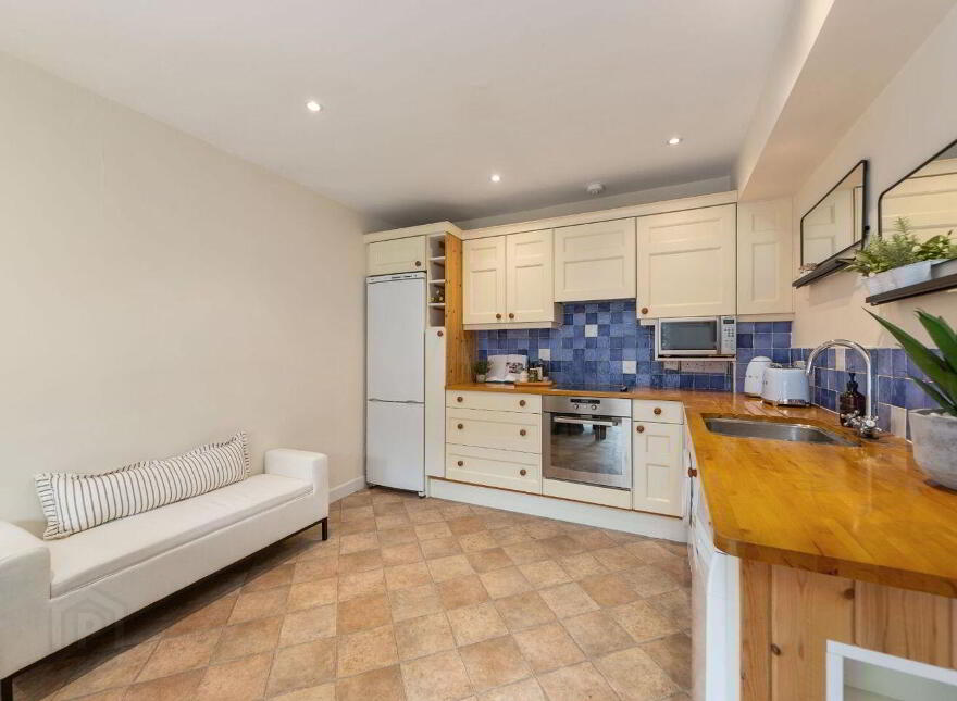 1 Wentworth, Eblana Villas, Grand Canal Dock, Grand Canal Dock, D02N290