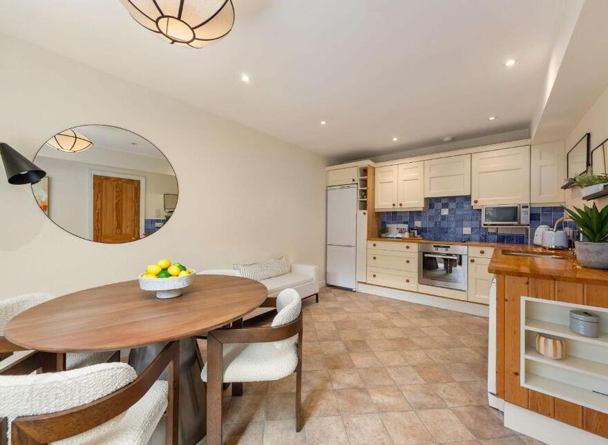 1 Wentworth, Eblana Villas, Grand Canal Dock, Grand Canal Dock, D02N290