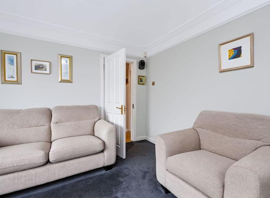 1 Oakwood Avenue ( Plus Granny Flat), Glasnevin, Glasnevin, D11E209
