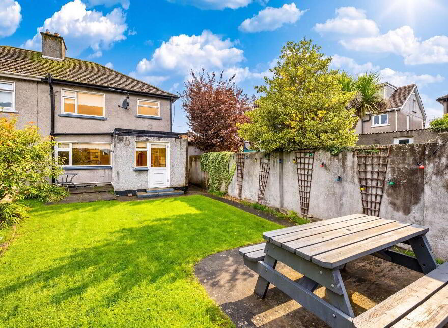 1 Oakwood Avenue ( Plus Granny Flat), Glasnevin, Glasnevin, D11E209