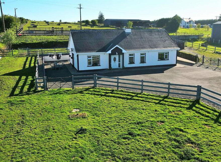 Currinah, Carracastle, Ballaghaderreen, F45E403