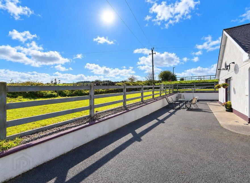 Currinah, Carracastle, Ballaghaderreen, F45E403