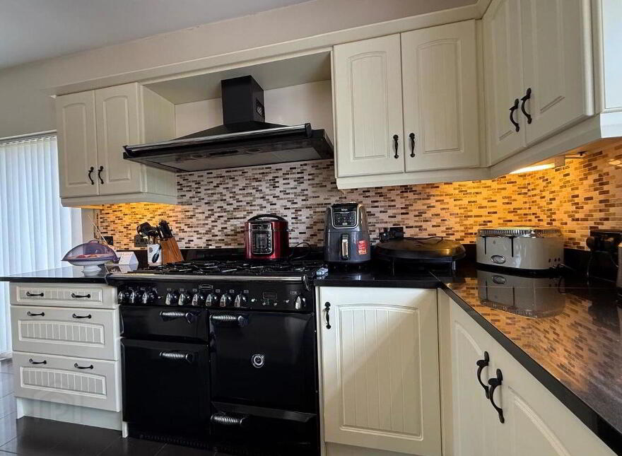 Currinah, Carracastle, Ballaghaderreen, F45E403