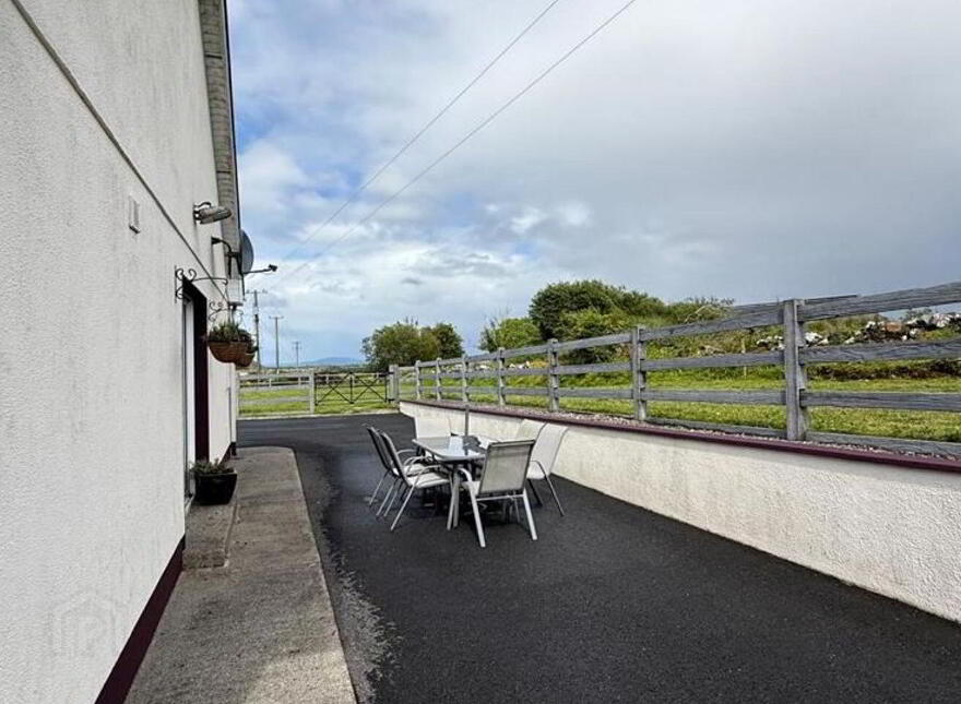 Currinah, Carracastle, Ballaghaderreen, F45E403