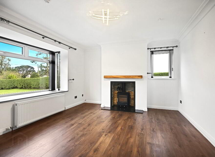 76a Dromore Road, Royal Hillsborough, BT26 6HU