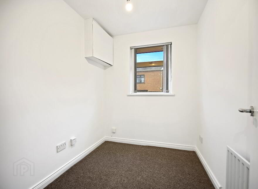 76a Dromore Road, Royal Hillsborough, BT26 6HU