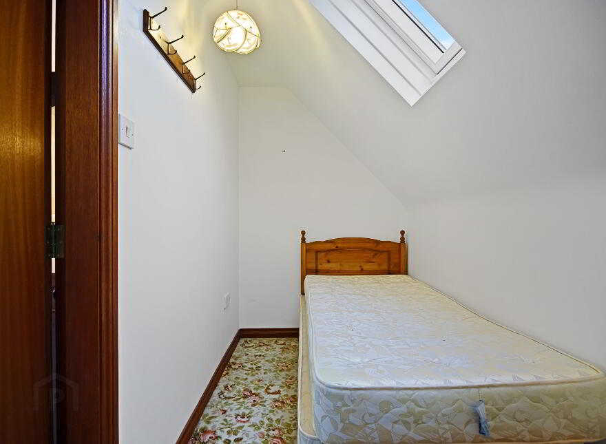 76a Dromore Road, Royal Hillsborough, BT26 6HU