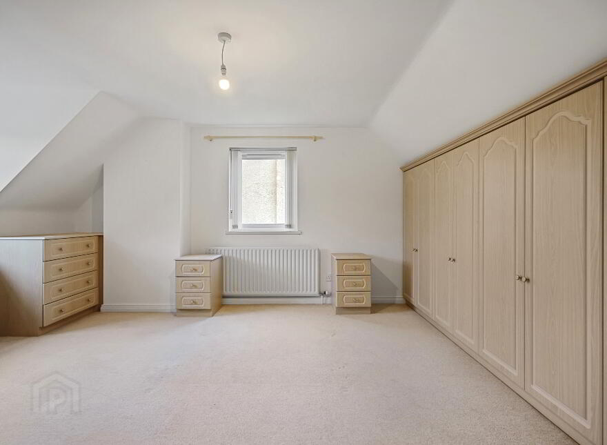 76a Dromore Road, Royal Hillsborough, BT26 6HU