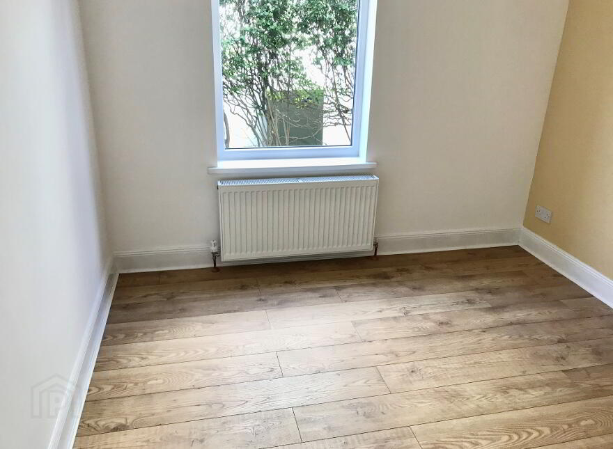91 Belfast Road, Carrickfergus, BT38 8BY