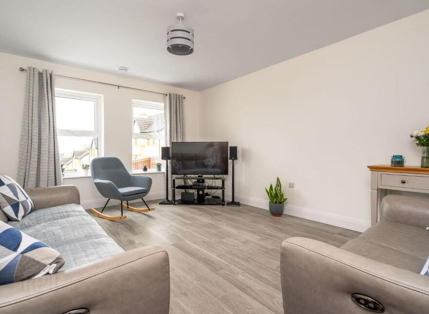 9 Churchlands, Manorcunningham, F92NP27