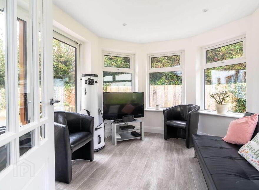 9 Churchlands, Manorcunningham, F92NP27