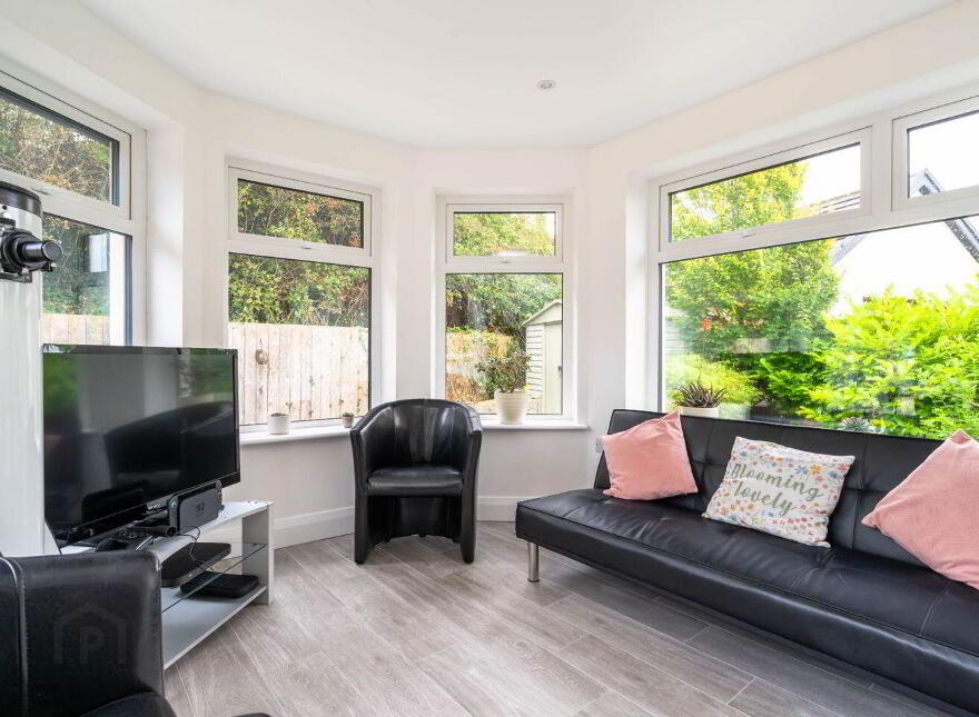 9 Churchlands, Manorcunningham, F92NP27