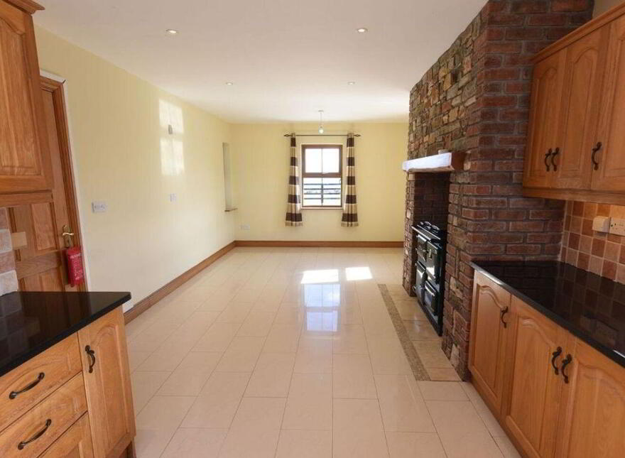 Killowen, Nohoval, Kinsale, P17FC04
