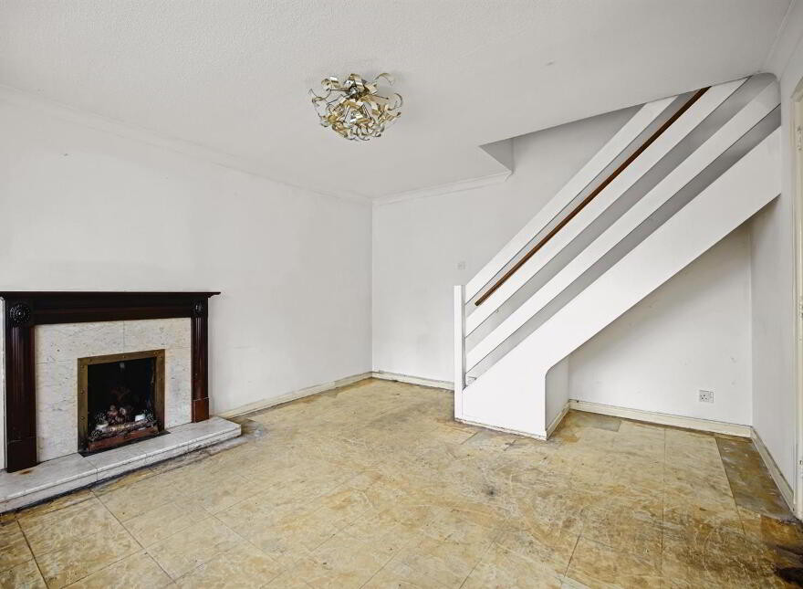 5 Sandringham Mews, Belfast, BT5 6JX