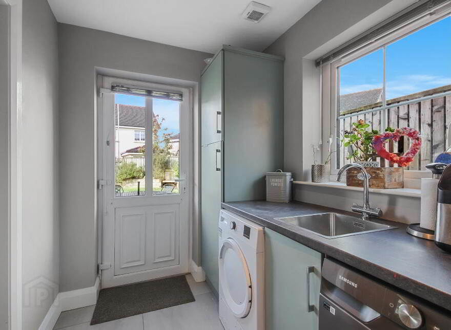 9 Millreagh Grove, Dundonald, Belfast, BT16 1AH