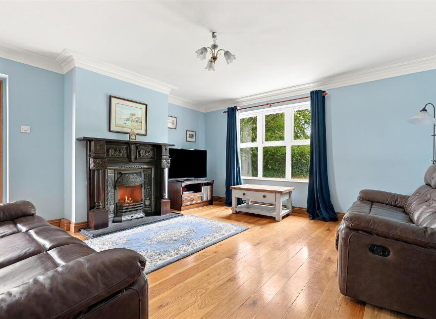Oak Lodge, 10 Holly Park Road, Killinchy, BT23 6SN