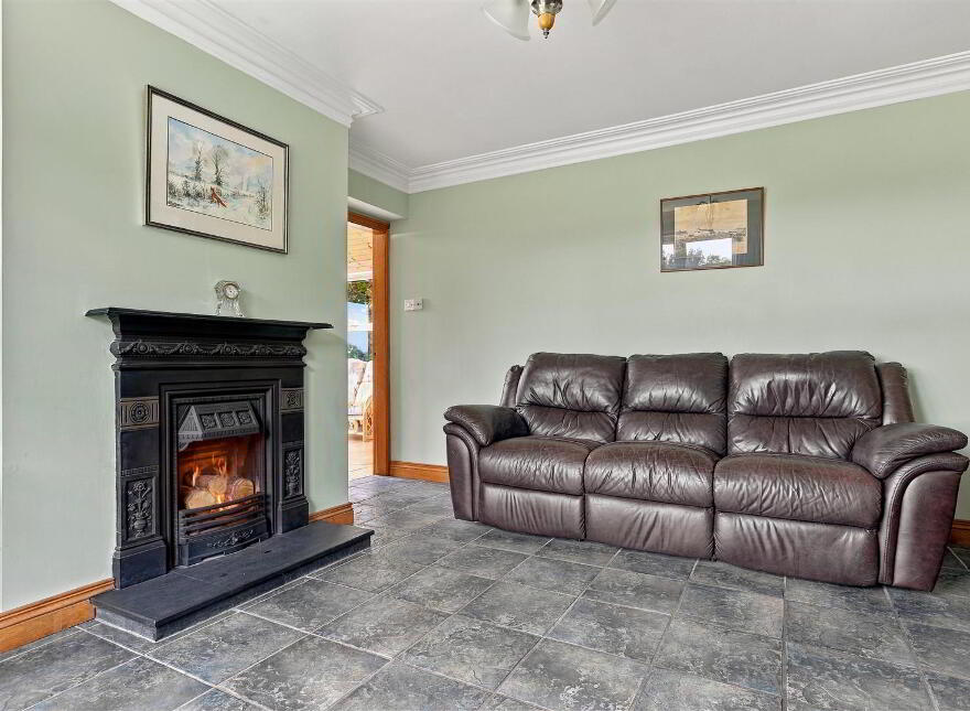 Oak Lodge, 10 Holly Park Road, Killinchy, BT23 6SN