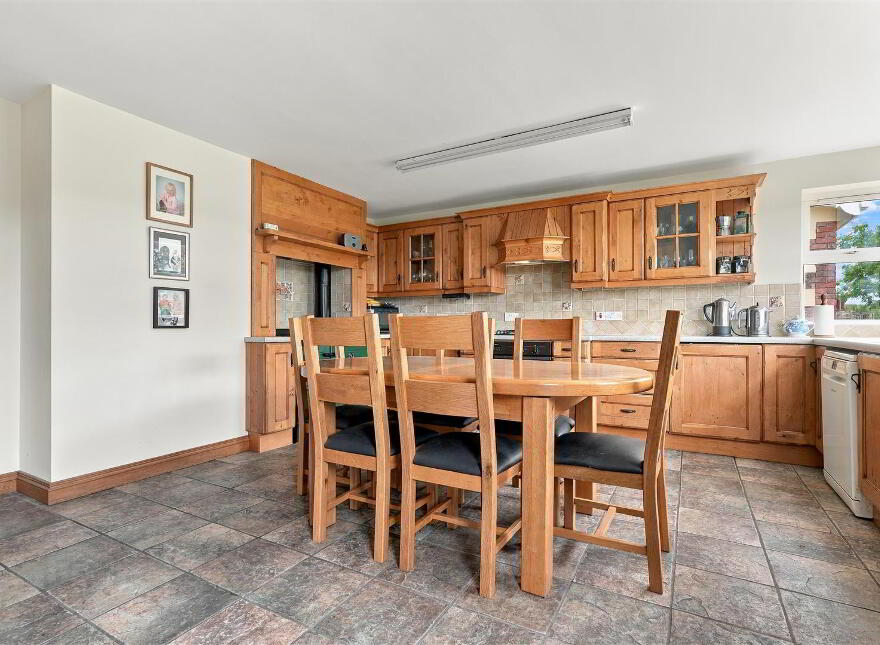 Oak Lodge, 10 Holly Park Road, Killinchy, BT23 6SN