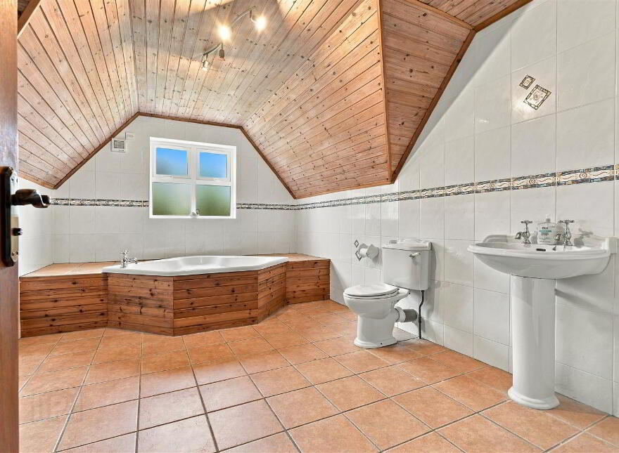 Oak Lodge, 10 Holly Park Road, Killinchy, BT23 6SN