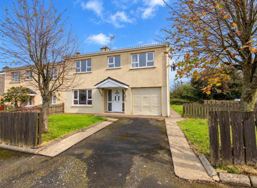 14 Glenview Park, Ballybofey, F93C9X7
