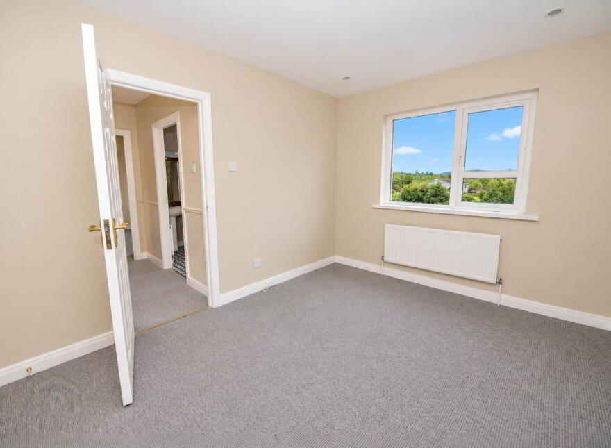14 Glenview Park, Ballybofey, F93C9X7