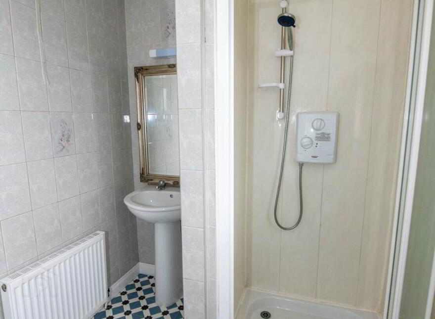 14 Glenview Park, Ballybofey, F93C9X7