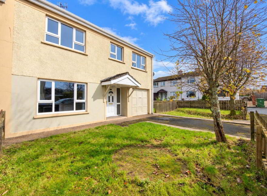 14 Glenview Park, Ballybofey, F93C9X7