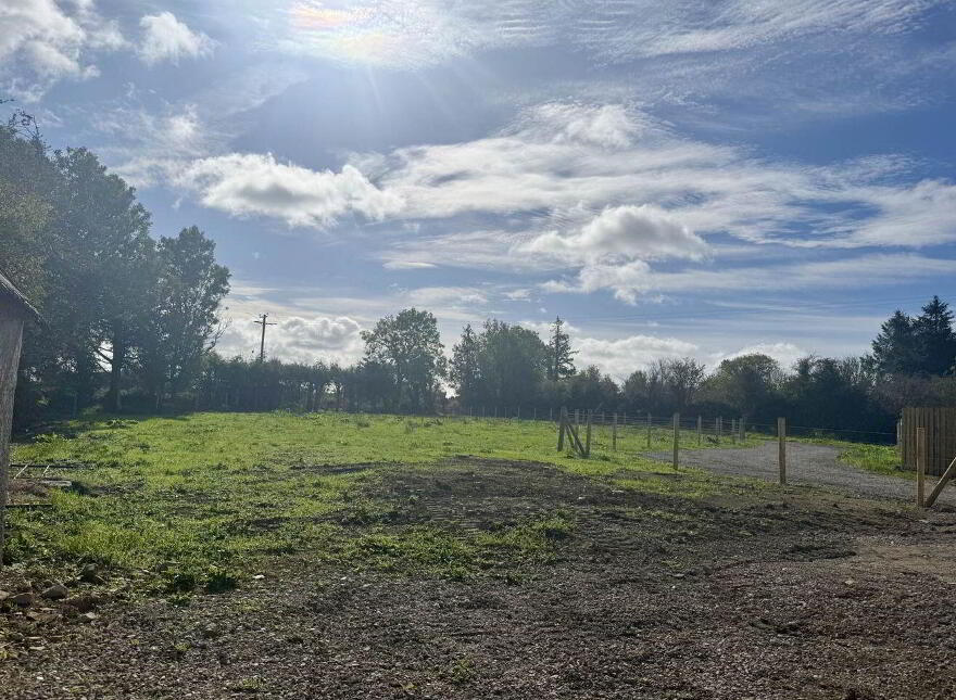 Ballyedmond, Ballyedmond, Y25W303