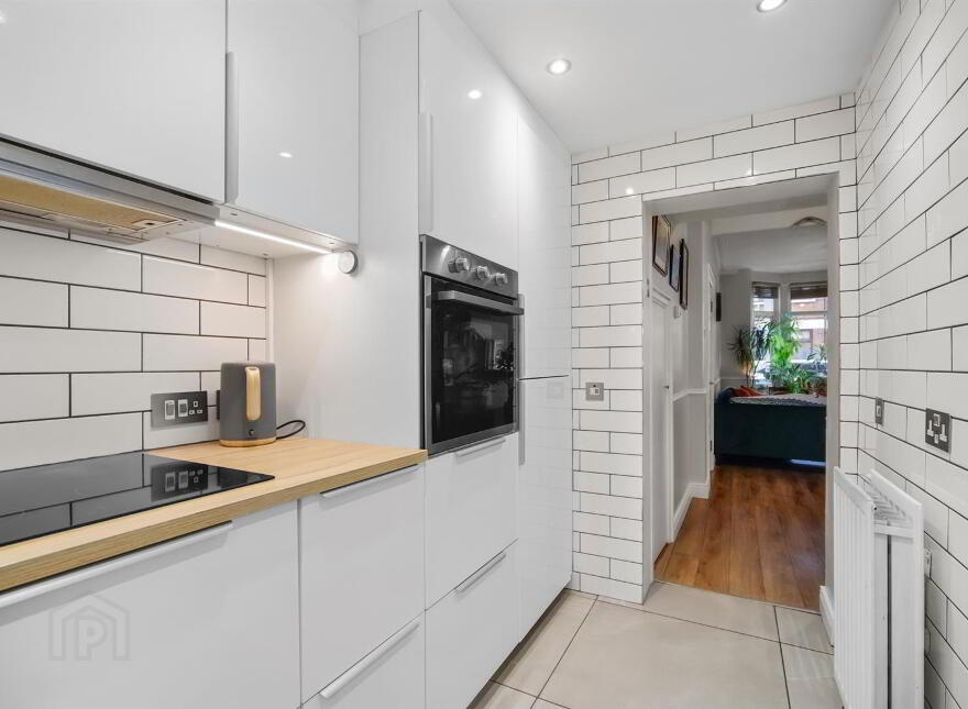 85 Dunraven Avenue, Belfast, BT5 5JS