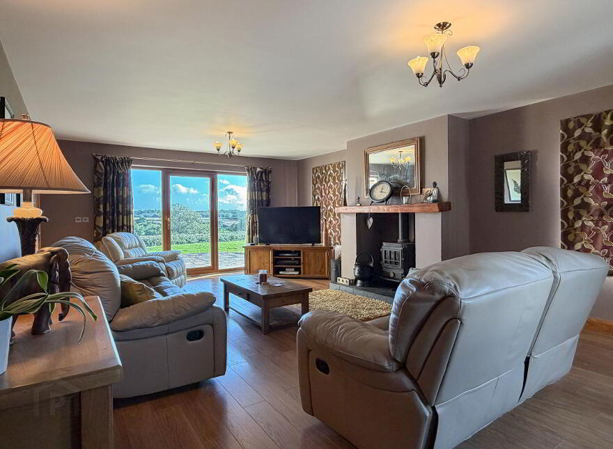 49 Ballyclogh Road, Bushmills, BT57 8UZ