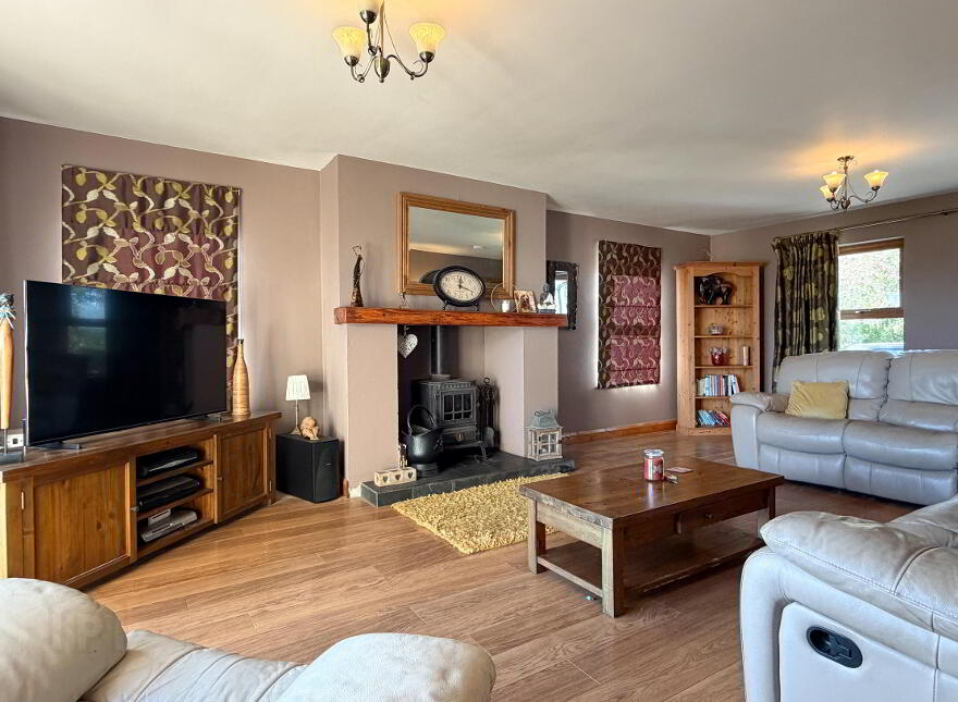 49 Ballyclogh Road, Bushmills, BT57 8UZ