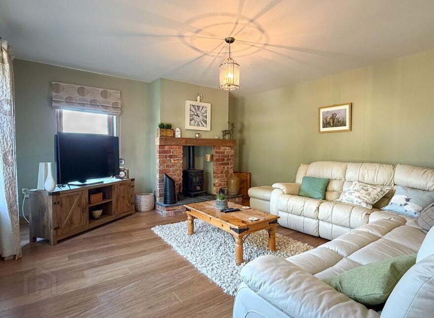 49 Ballyclogh Road, Bushmills, BT57 8UZ