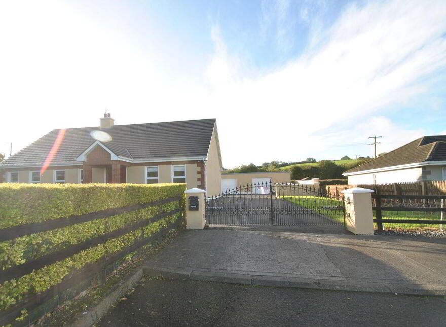 Carrig Road, Parkmore, Roscrea, E53CY99