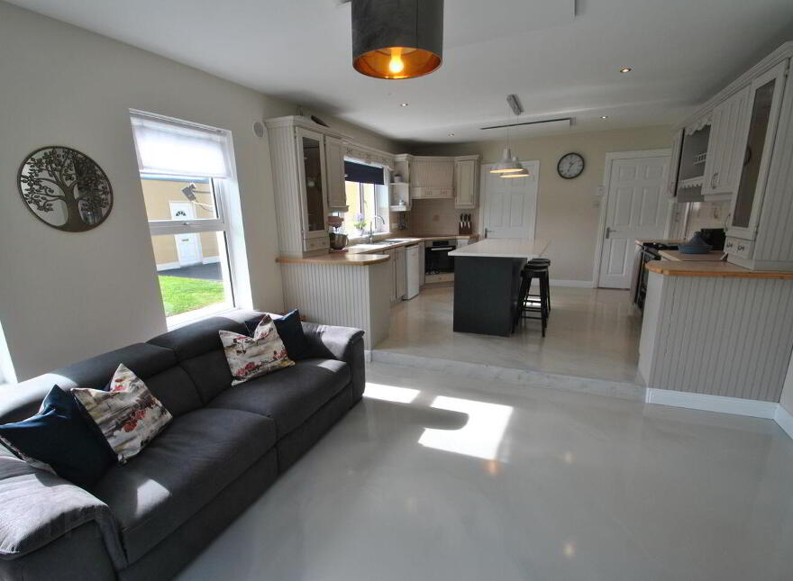 Carrig Road, Parkmore, Roscrea, E53CY99