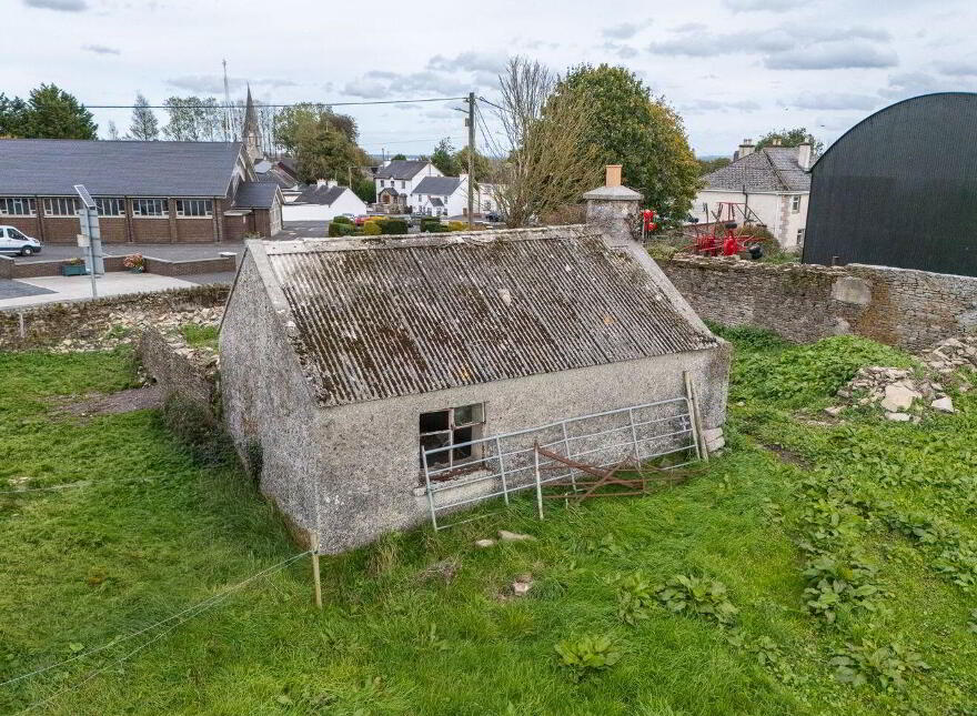 Rosenallis Village, Rosenallis