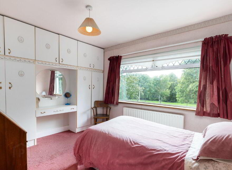 32 Brackenbush Road, Killiney, A96DX07