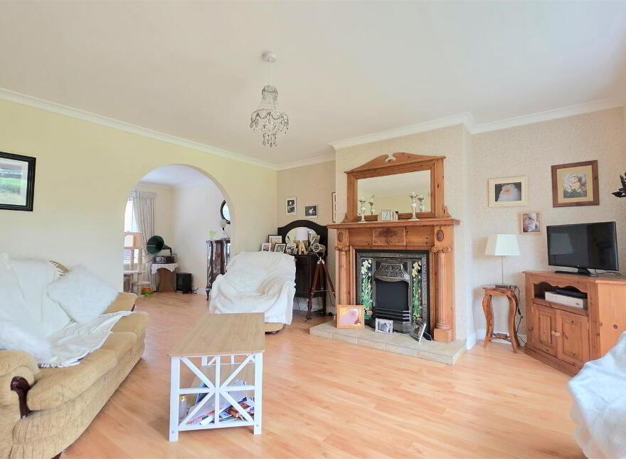 7 Hillview Green, Carrickfergus, BT38 8YX