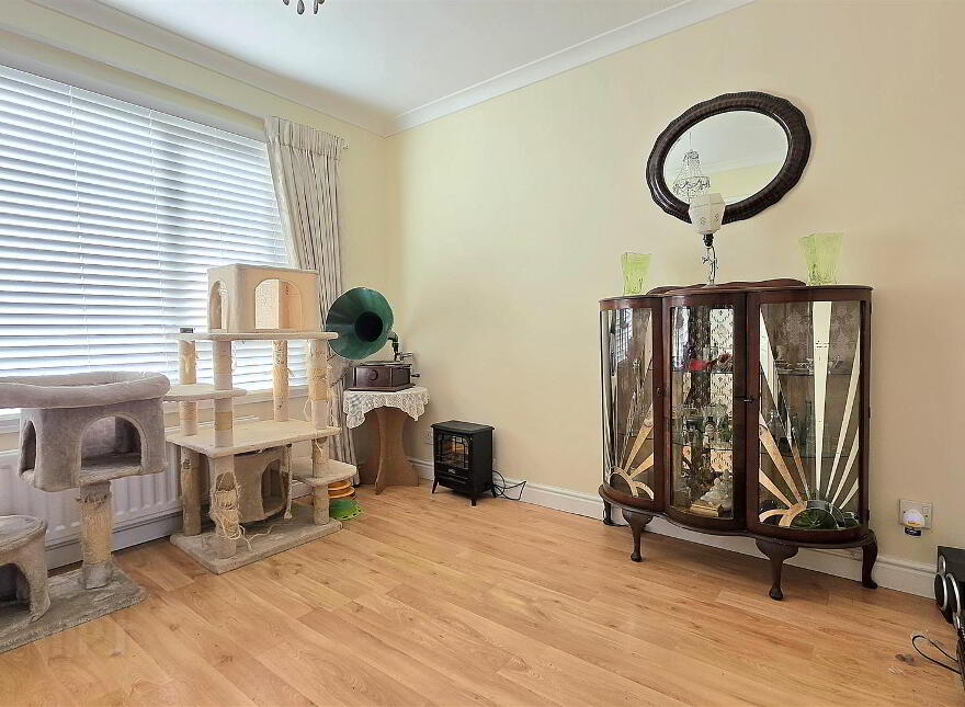 7 Hillview Green, Carrickfergus, BT38 8YX