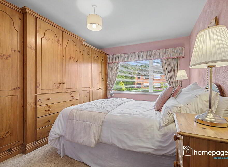 75 St. Johns Park, Derry / Londonderry, BT48 8AL