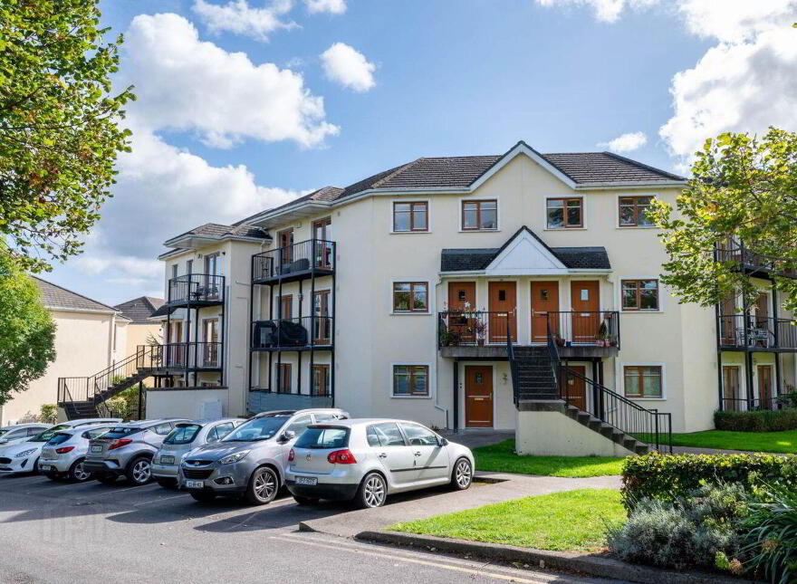 82 The Rectory, Stepaside, Stepaside, D18D1V2