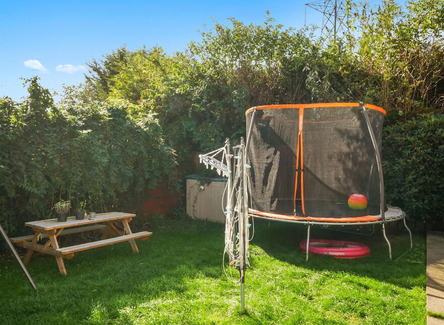 15 Windermere Avenue, Ballymaconaghy Road, Belfast, BT8 6SZ