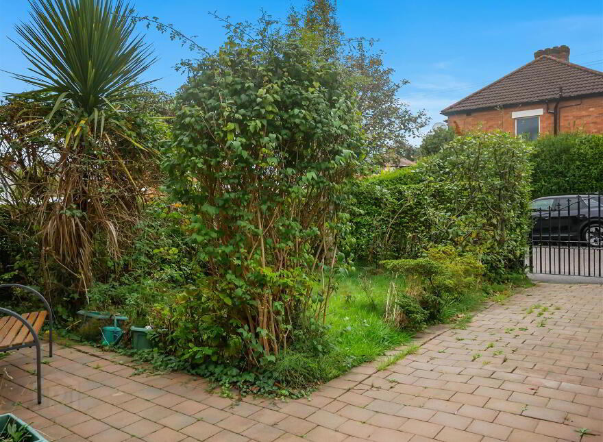 20 Knockbreda Park, Rosetta, Belfast, BT6 0HB
