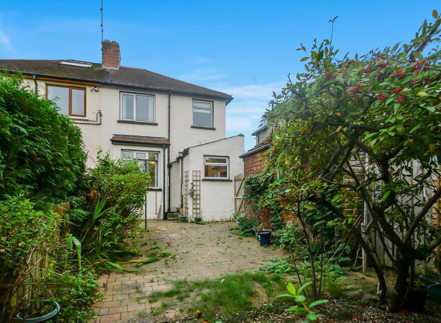 20 Knockbreda Park, Rosetta, Belfast, BT6 0HB