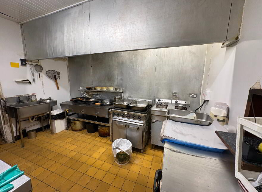 83 Castlereagh Street, Belfast, BT5 4NF