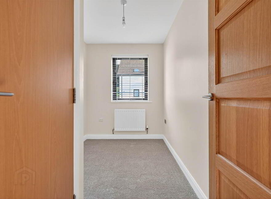 37 Drumadoon Square, Dundonald, Belfast, BT16 2QN