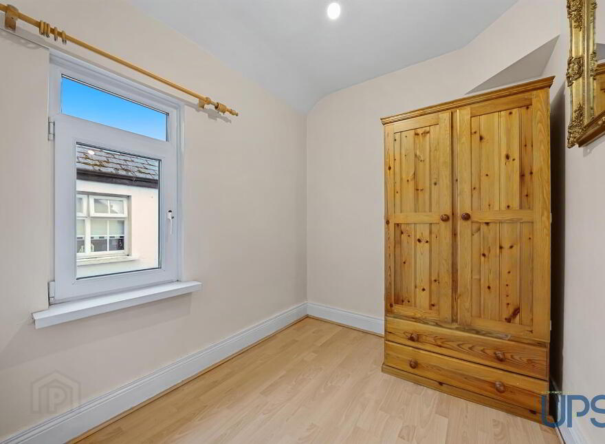29 St. James's Road, Belfast, BT12 6EA
