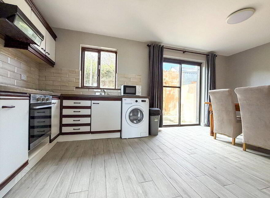 12 Belsize Court, Laurel Park, Newcastle, H91C6PX