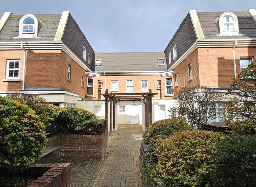 33 Ashley Courtyard, 1a Fane Street, Belfast, BT9 7JS photo