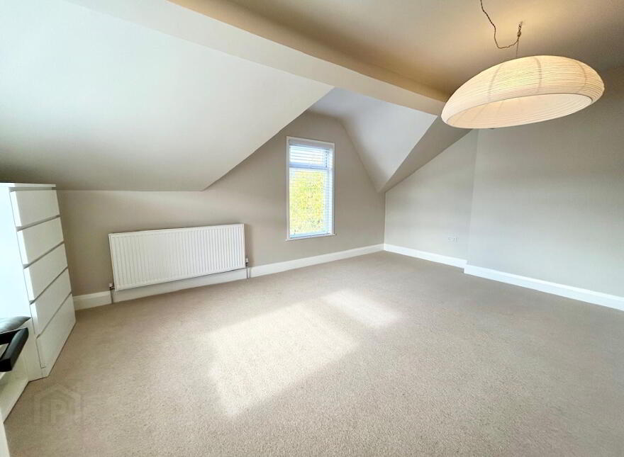 2a Willowfield Gardens, Belfast, BT6 9AZ