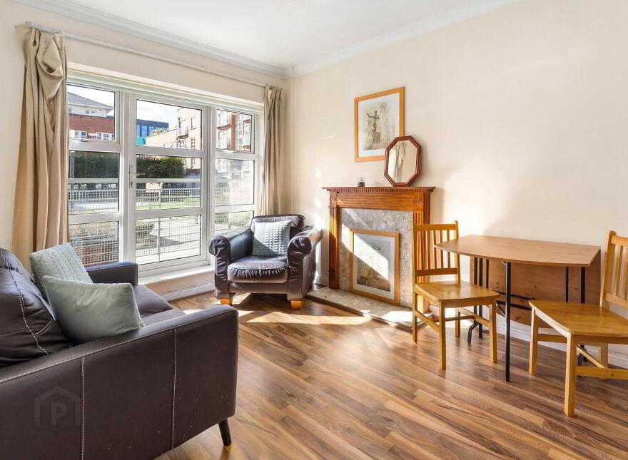 8 The Waterside, Charlotte Quay, Dublin 4, D04DW25